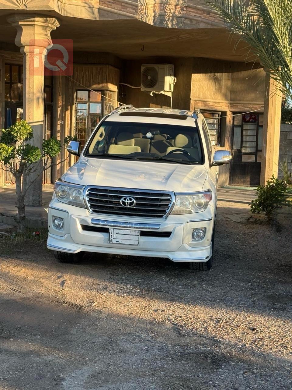 تويوتا لاندكروزر